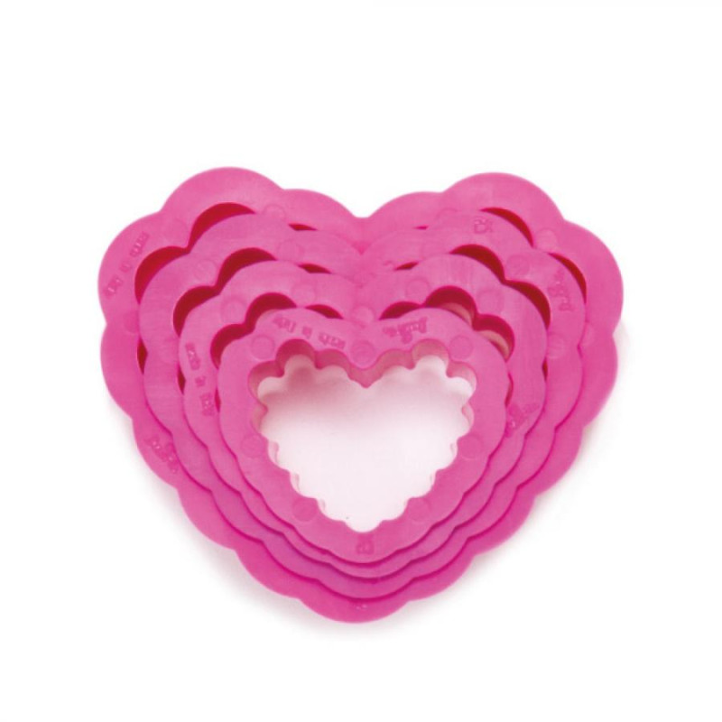 Set 4 TAGLIAPASTA forma CUORE con RICCIO per creare fantastici biscotti o dolci