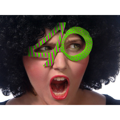 Occhiali a forma di numero 40 colore verde e lilla