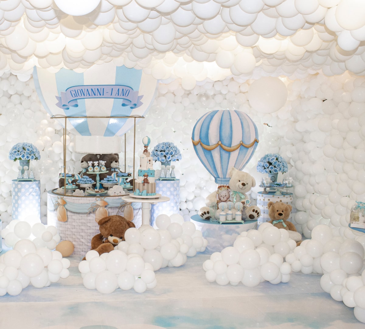 Corso per allestimento di palloncini